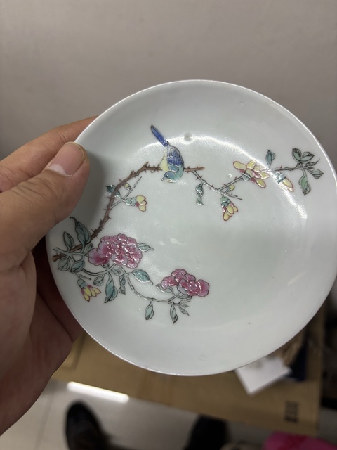 古玩陶瓷外胭脂內(nèi)粉彩花鳥盤真品鑒賞圖