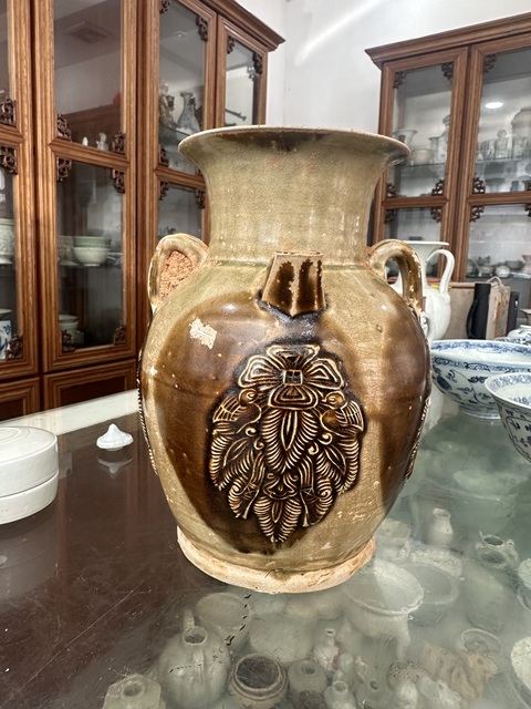 古玩陶瓷長沙窯青釉褐彩執壺真品鑒賞圖
