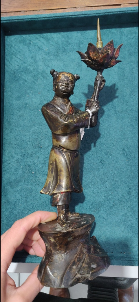 古玩銅器燭臺真品鑒賞圖