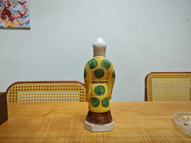 古玩陶瓷素三彩壽星塑像真品鑒賞圖