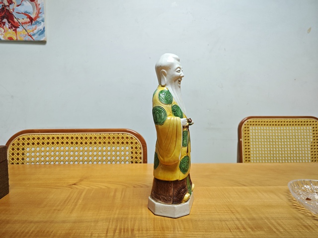 古玩陶瓷素三彩壽星塑像真品鑒賞圖