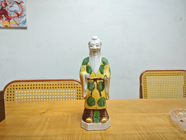 古玩陶瓷素三彩壽星塑像真品鑒賞圖