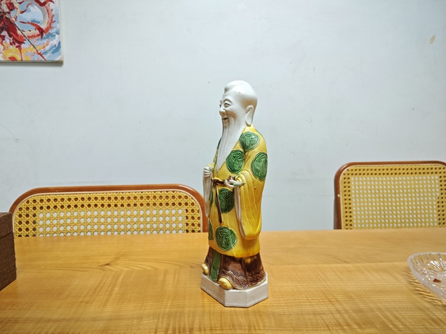 古玩陶瓷素三彩壽星塑像真品鑒賞圖