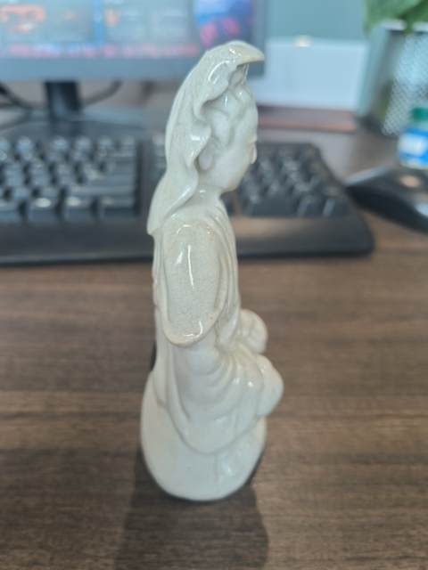 古玩陶瓷德化白瓷觀音菩薩造像真品鑒賞圖