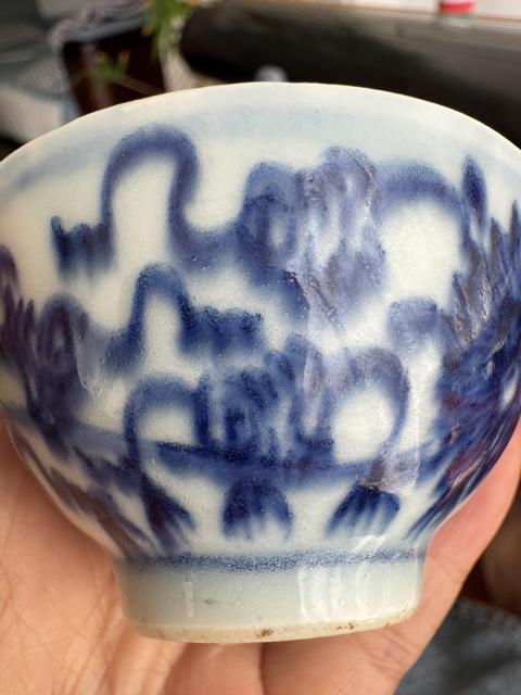 古玩陶瓷青花花卉紋杯真品鑒賞圖