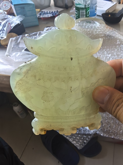 古玩玉器岫玉雕“瓶飾”真品鑒賞圖