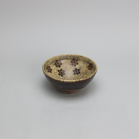古玩陶瓷吉州窯剪紙貼花梅花盞 真品鑒賞圖