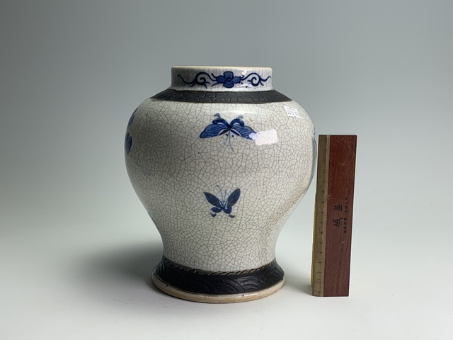 古玩陶瓷清晚期·哥釉青花花鳥紋將軍罐拍賣，當(dāng)前價格1494元
