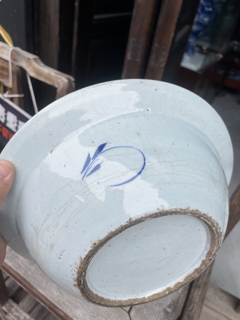 古玩陶瓷凈手盆真品鑒賞圖