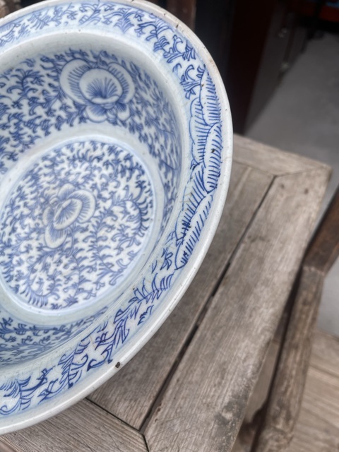 古玩陶瓷凈手盆真品鑒賞圖