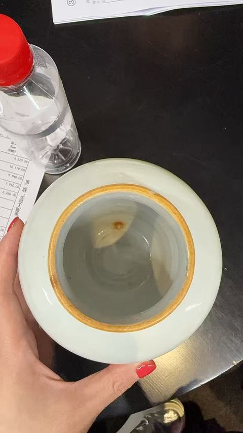 古玩陶瓷甜白釉罐真品鑒賞圖