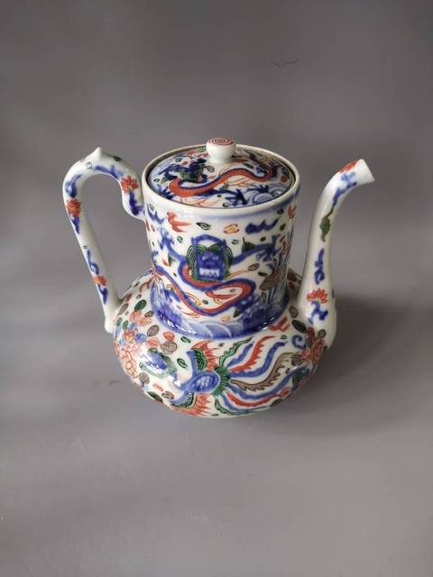 古玩陶瓷民國青花五彩壺真品鑒賞圖