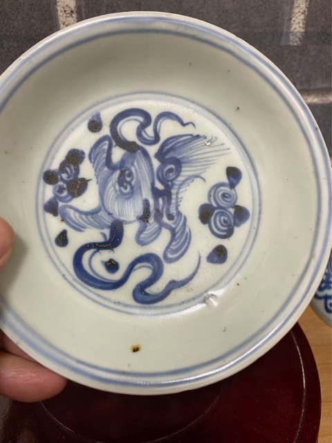 古玩陶瓷青花飄帶繡球獅子紋盤真品鑒賞圖