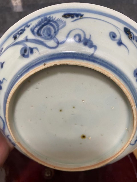 古玩陶瓷青花飄帶繡球獅子紋盤真品鑒賞圖