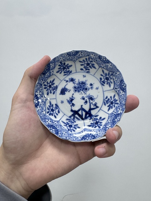 古玩陶瓷康熙青花小碟真品鑒賞圖