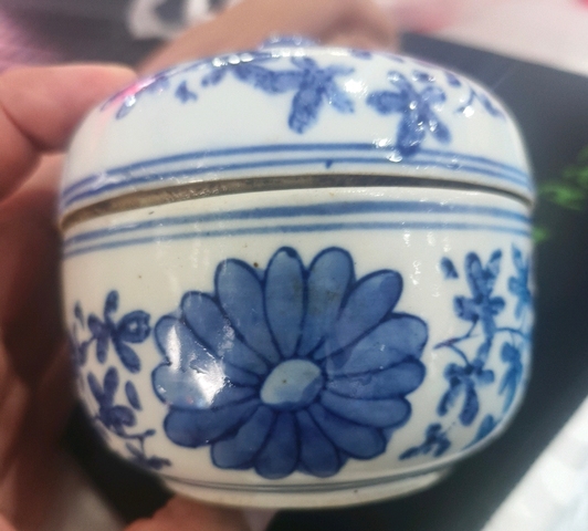 古玩陶瓷青花蓋罐真品鑒賞圖