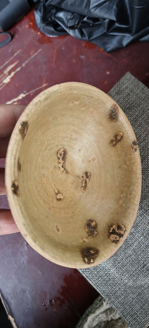 古玩陶瓷青釉褐斑碗真品鑒賞圖