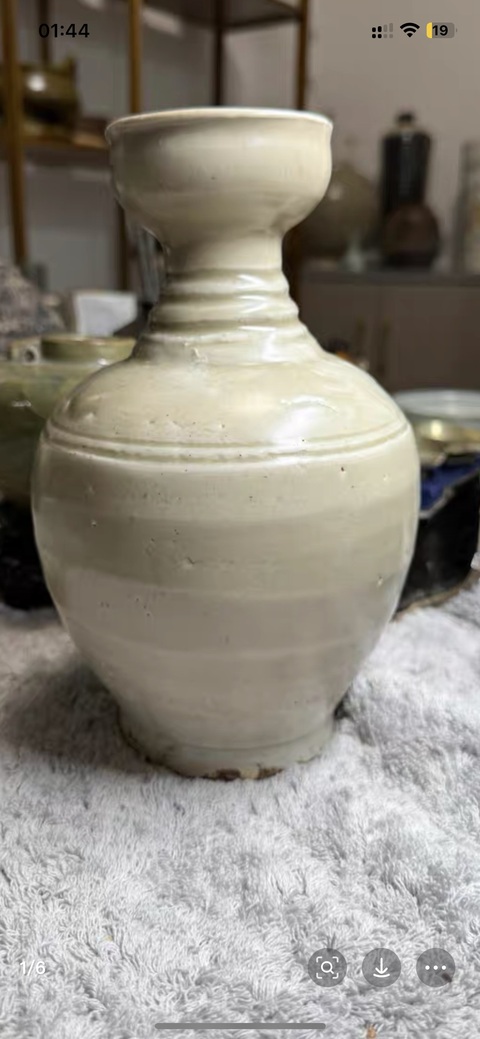古玩陶瓷青白釉盤口瓶真品鑒賞圖