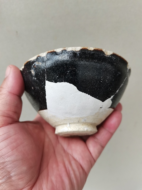 古玩陶瓷當陽峪黑釉茶盞拍賣，當前價格0元