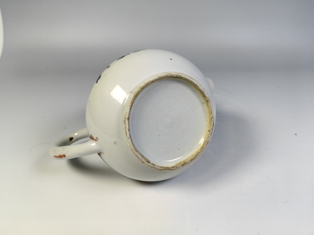 古玩陶瓷清中粉彩蝶戀花茶壺真品鑒賞圖