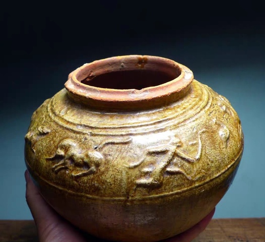 古玩陶瓷黃釉罐真品鑒賞圖