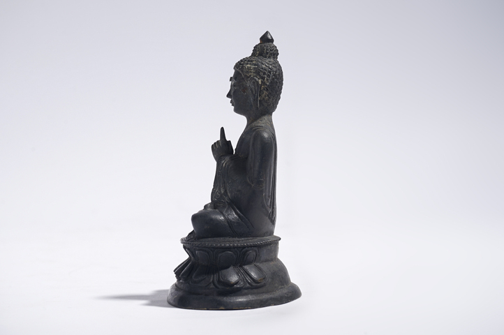 古玩銅器清晚期·釋迦牟尼銅造像真品鑒賞圖