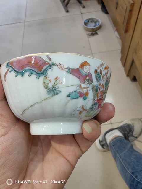 古玩陶瓷刀馬人粉彩碗真品鑒賞圖