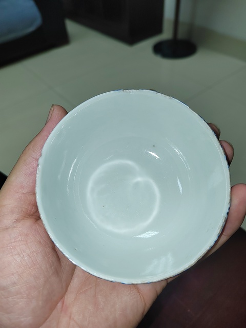 古玩陶瓷玉龍變化玉環(huán)底青花茶圓真品鑒賞圖
