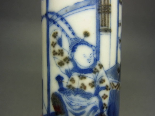 古玩陶瓷青花釉里紅鼻煙壺真品鑒賞圖