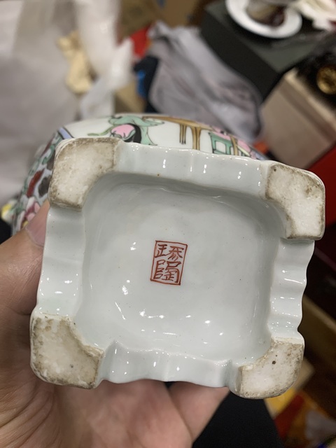 古玩陶瓷粉彩人物罐拍賣,當前價格3000元