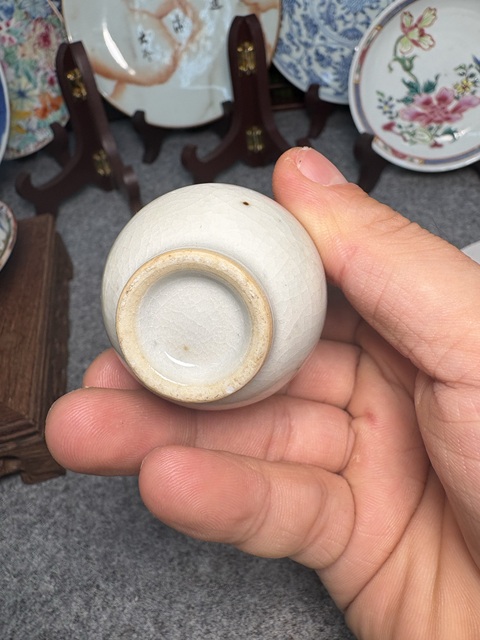 古玩陶瓷清中期哥釉玉壺春瓶真品鑒賞圖