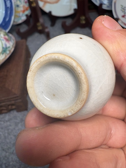 古玩陶瓷清中期哥釉玉壺春瓶真品鑒賞圖