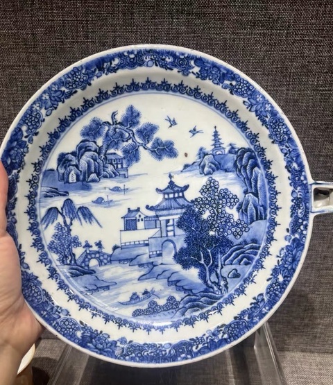 古玩陶瓷青花山水人物盤真品鑒賞圖