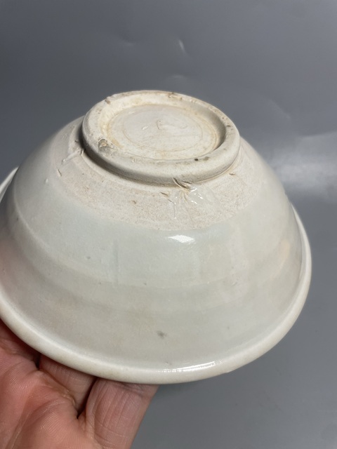 古玩陶瓷邢窯唇口盞真品鑒賞圖