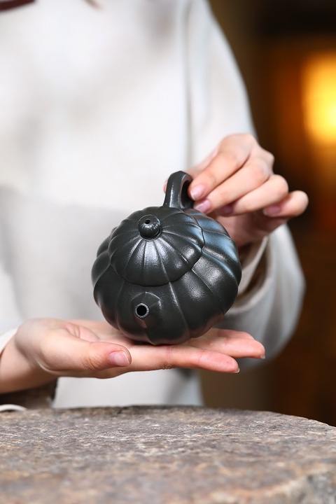 古玩雜項筋紋文旦壺真品鑒賞圖