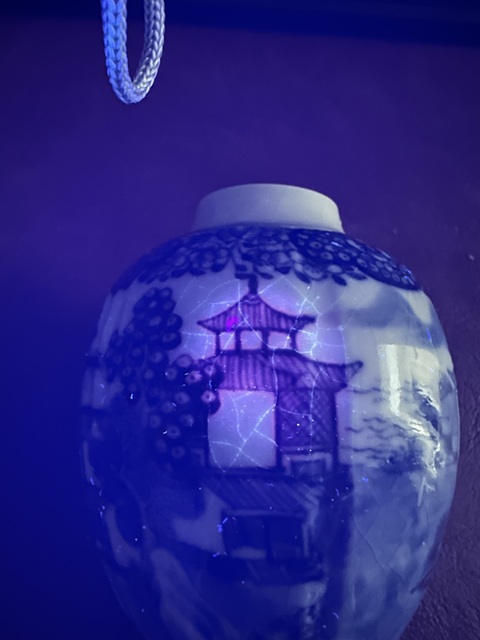 古玩陶瓷哥釉青花山水人物罐真品鑒賞圖