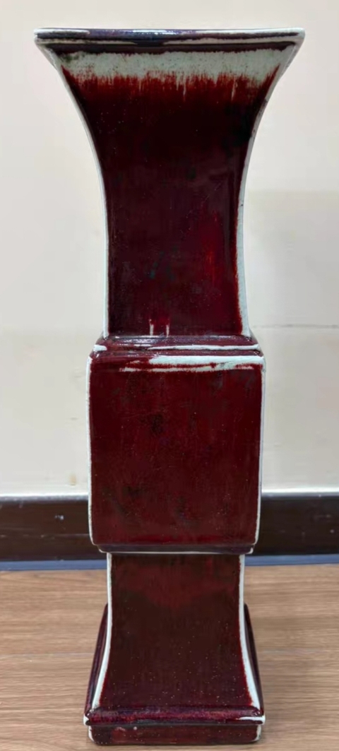 古玩陶瓷窯變紅釉四方撇口花觚真品鑒賞圖