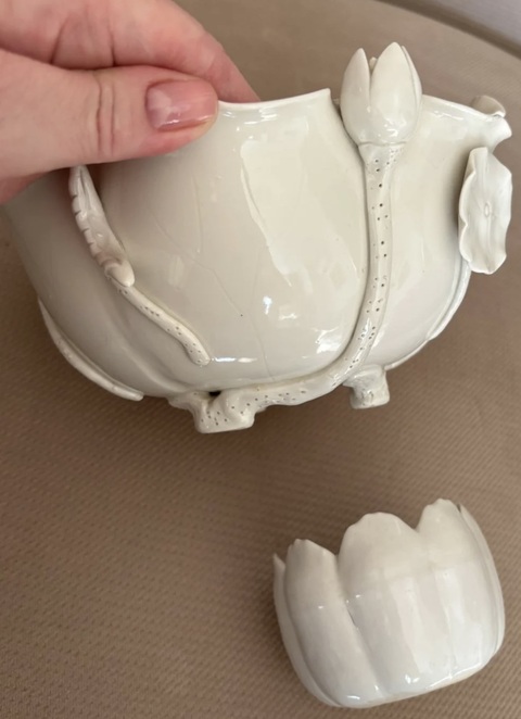 古玩陶瓷德化白瓷荷葉洗真品鑒賞圖