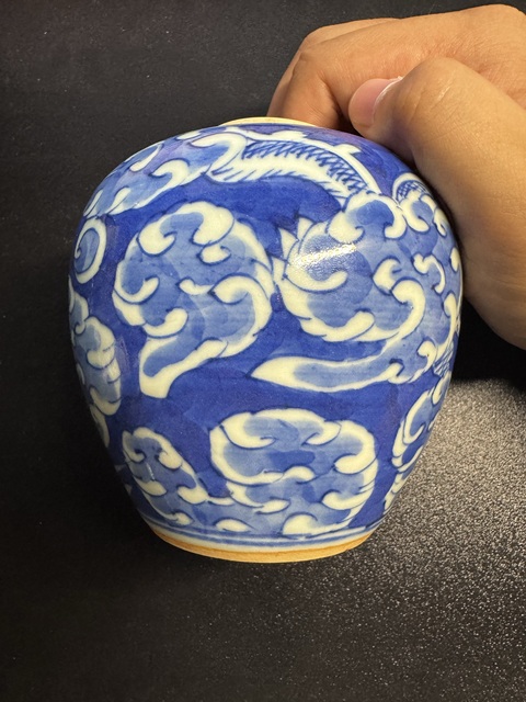 古玩陶瓷青花龍紋罐真品鑒賞圖