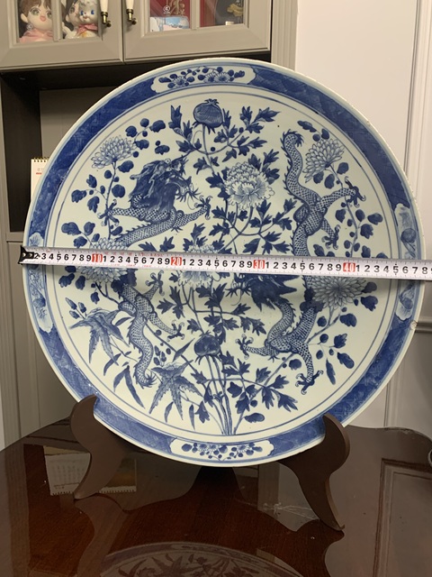 古玩陶瓷青花雙龍穿花紋大盤真品鑒賞圖