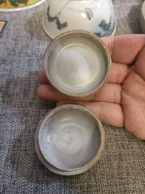 古玩陶瓷明萬(wàn)歷青花云鶴紋蓋盒拍賣，當(dāng)前價(jià)格2888元