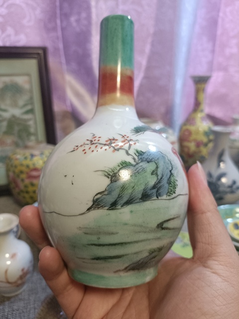 古玩陶瓷創匯粉彩松鹿圖天球瓶拍賣，當前價格2888元