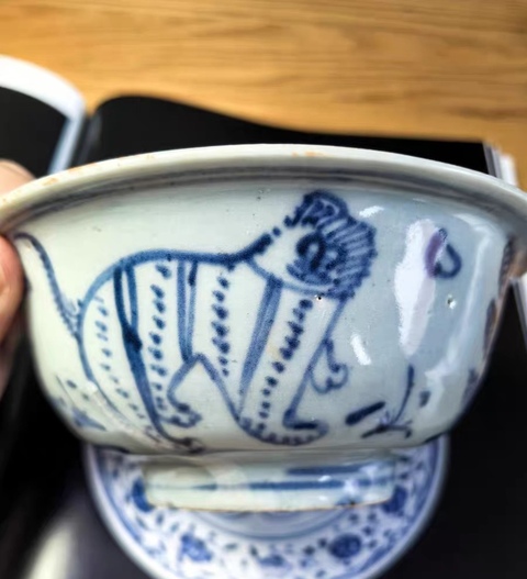 古玩陶瓷正德乳虎紋青花碗真品鑒賞圖