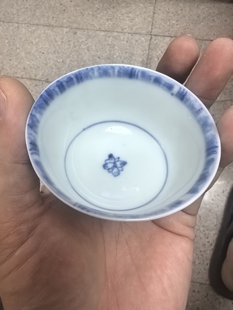 古玩陶瓷青花杯真品鑒賞圖