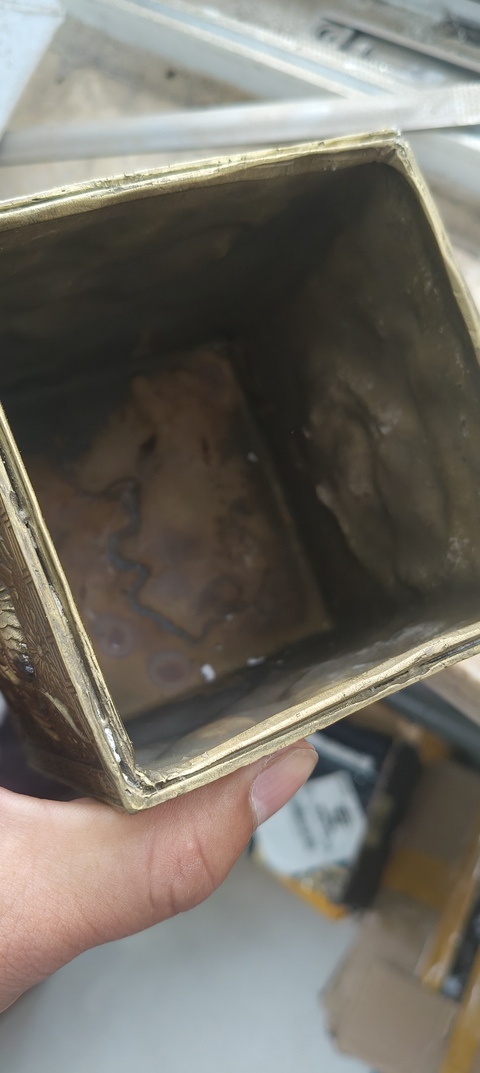 古玩銅器銅盒真品鑒賞圖