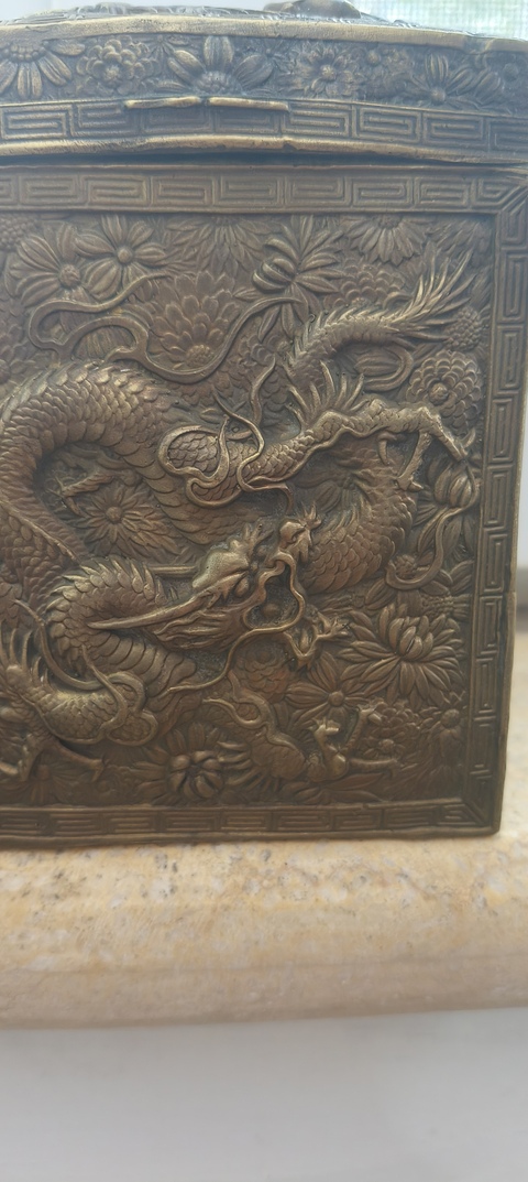 古玩銅器銅盒真品鑒賞圖