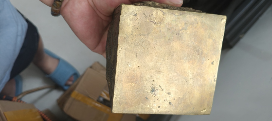 古玩銅器銅盒真品鑒賞圖