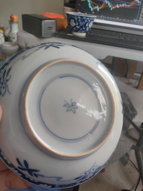 古玩陶瓷青花花卉茶具真品鑒賞圖