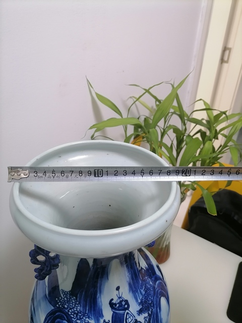 古玩陶瓷青花山水人物雙耳盤口瓶拍賣，當前價格12000元