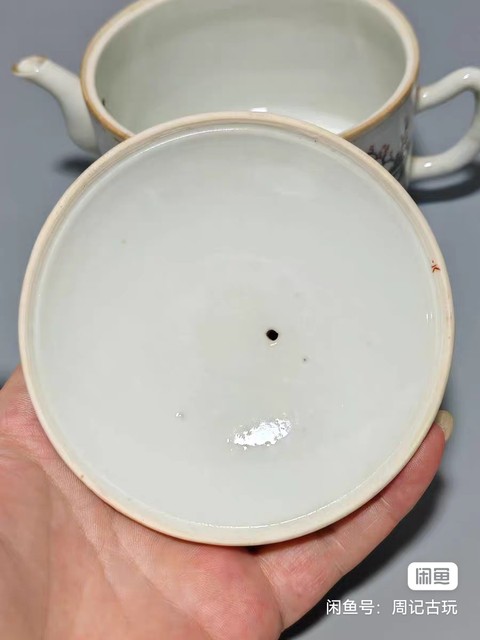 古玩陶瓷人物紋粉彩執壺真品鑒賞圖